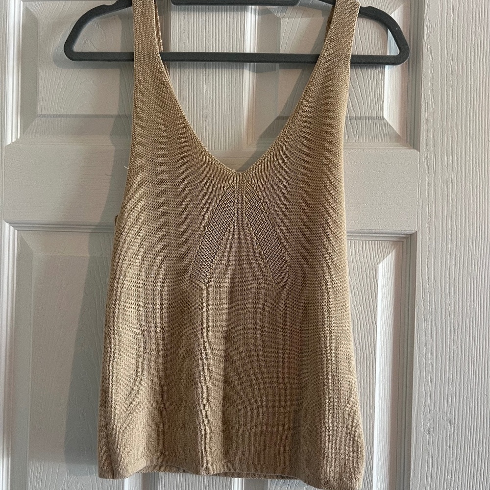 Gap V-Neck Tank Top